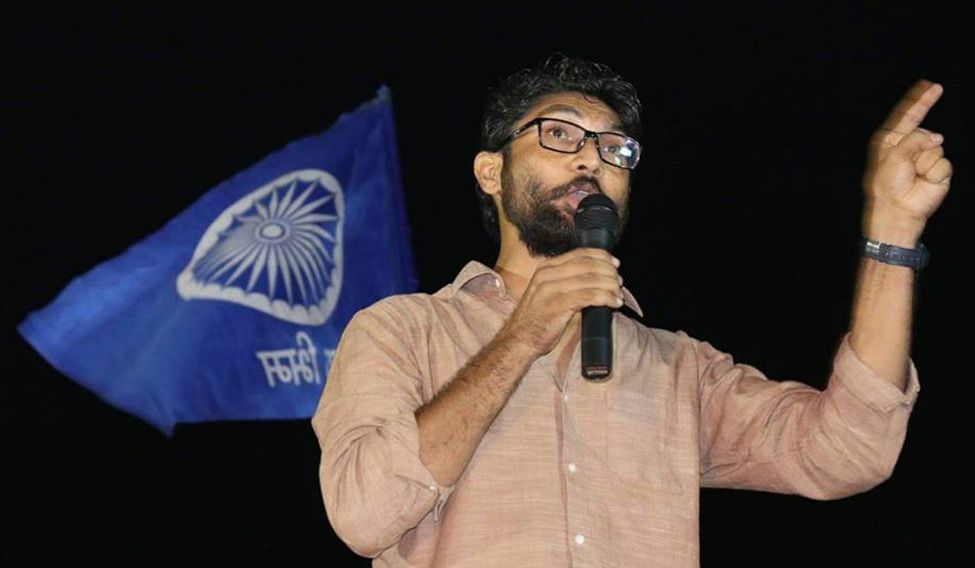 Jignesh Mevani holds conference to clarify speech, condemns violence in Bhima Koregaon Jignesh Mevani holds conference to clarify speech, condemns violence in Bhima Koregaon
