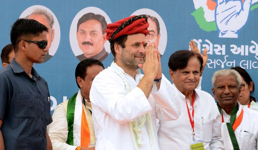 Naidu sends privilege notice against Rahul Gandhi to Lok Sabha Naidu sends privilege notice against Rahul Gandhi to Lok Sabha