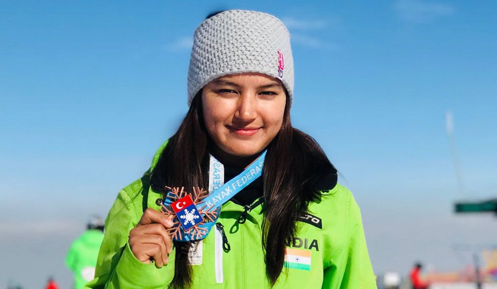 Thakur won the bronze medal in the Alpine Ejder 3200 Cup in the slalom race category | Aanchal Thakur via Twitter