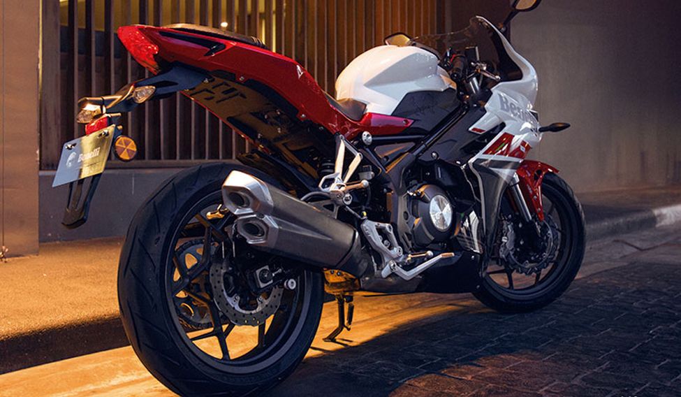 Benelli-302R-03 Benelli-302R-03