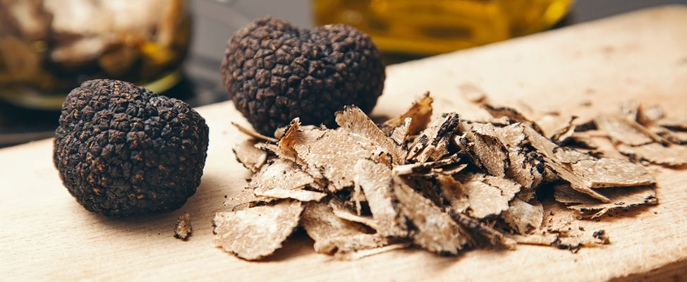 Black truffles The exotic ingredients of the pizza worth $2,000