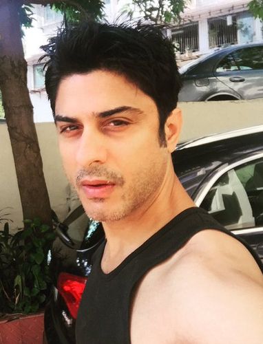 Photo courtesy: Twitter Vikas Bhalla: On a different note