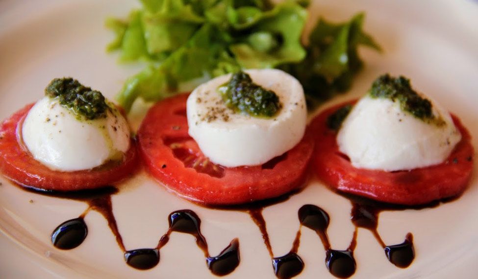 Tomato-and-Cheese-Salad Tomato-and-Cheese-Salad