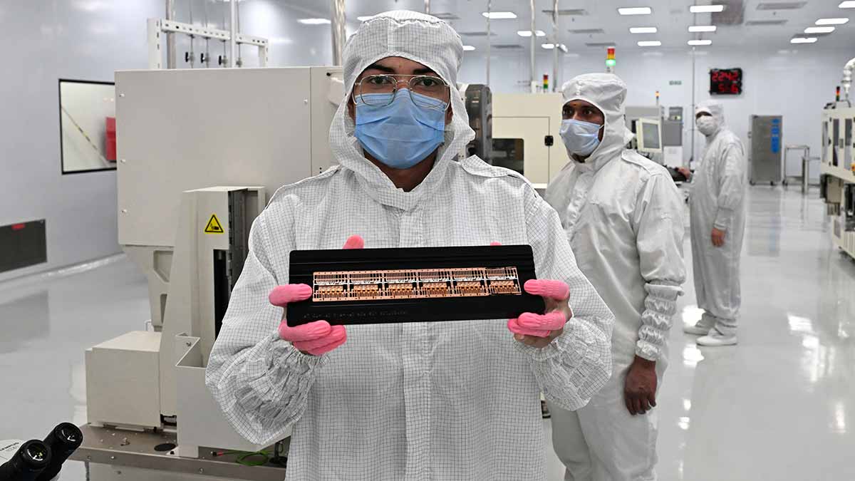 the-techade-begins-how-india-is-building-its-semiconductor-future