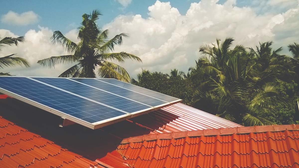 solar-roof-new