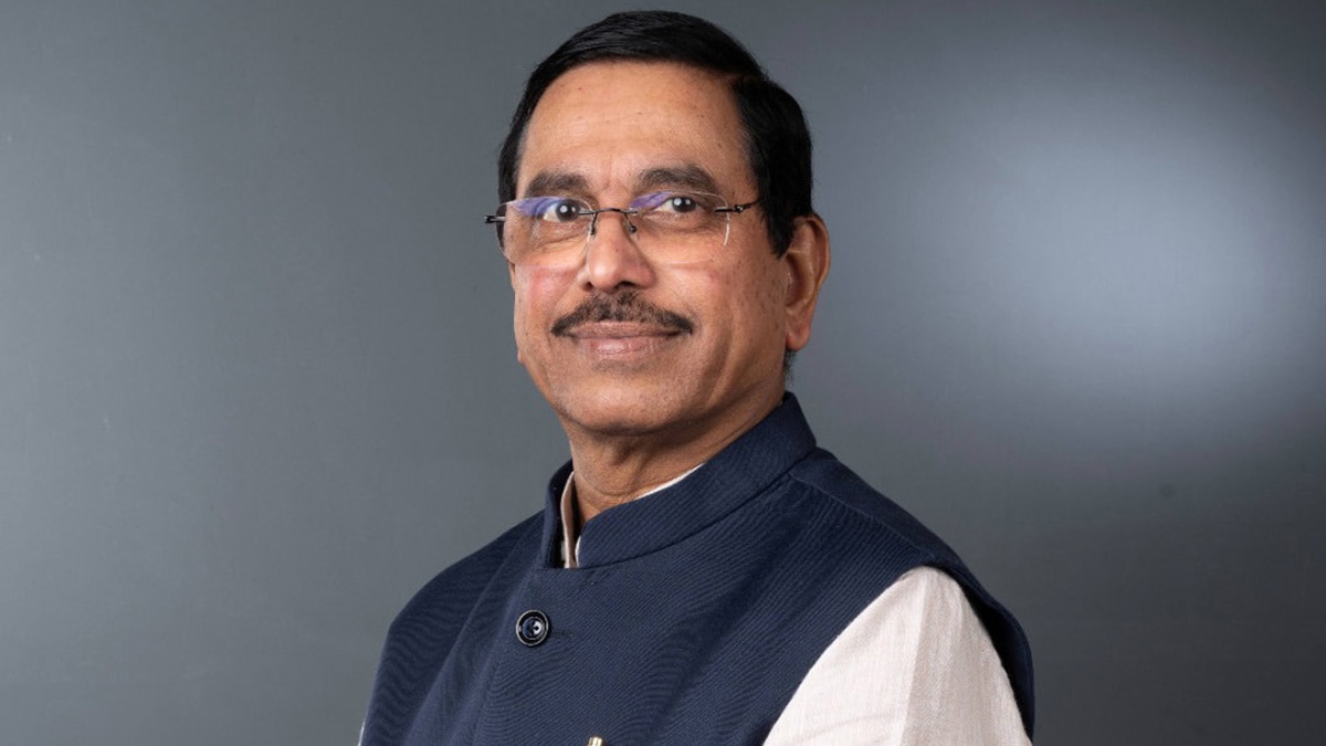 Union Minister for New and Renewable Energy Pralhad Joshi 