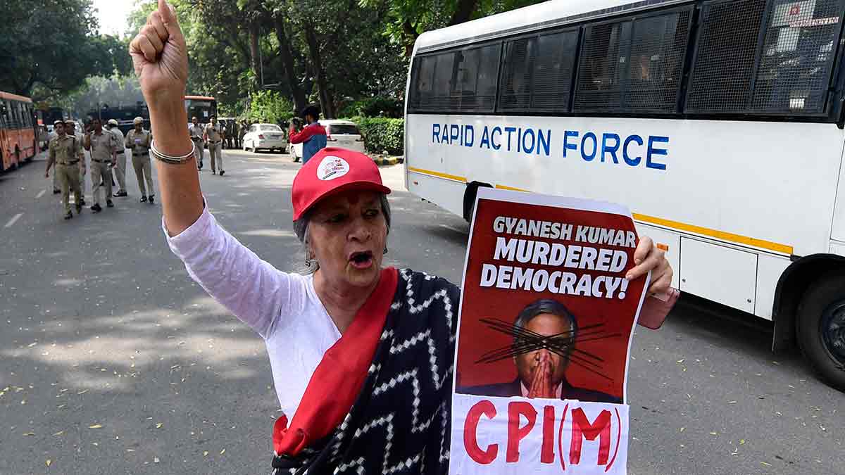 Site of passage: CPI(M) leader Brinda Karat during a protest march towards Jantar Mantar in New Delhi on October 10, demanding the resignation of Chief Election Commissioner Gyanesh Kumar | Josekutty Panackal