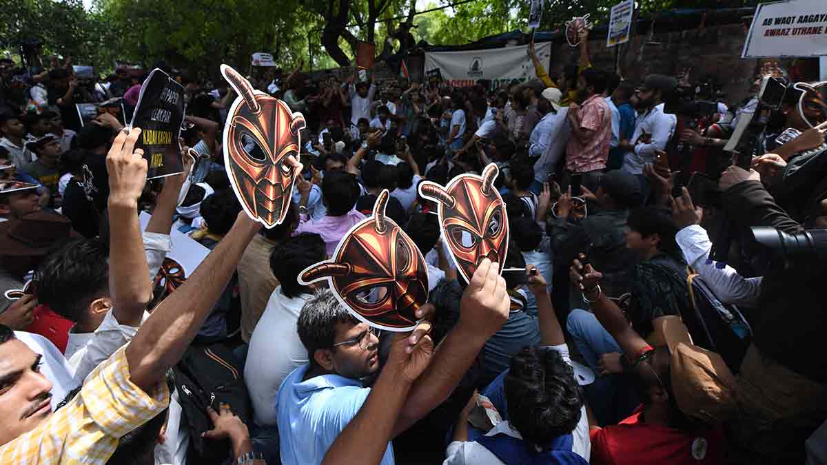 Anatomy of an outrage: A Cockroach Janta Party protest at Jantar Mantar on June 6 | Kritajna Naik