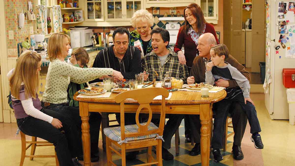 Warm memories: A scene from Everybody Loves Raymond | Cbs Photo Archive