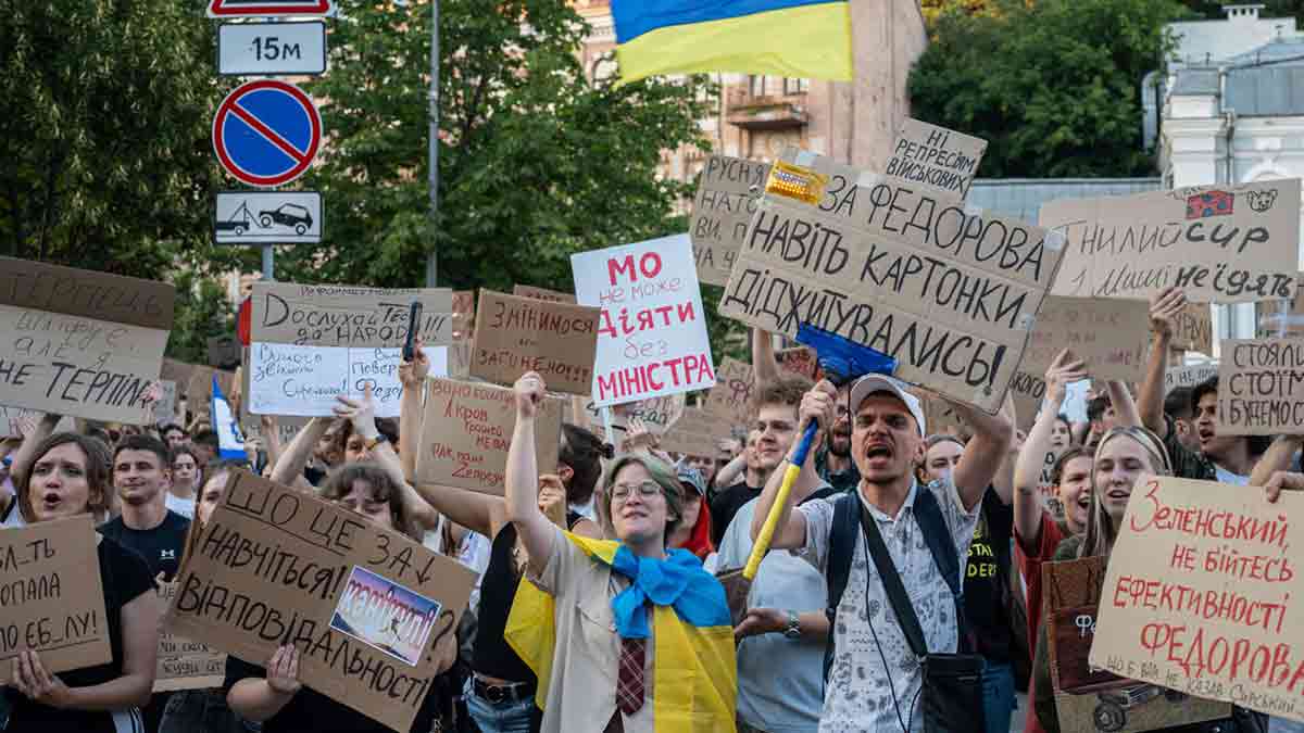 Sign language: Youth in Kyiv protest the ouster of tech-savvy 35-year-old former defence minister Mykhailo Fedorov | Mridula Ghosh