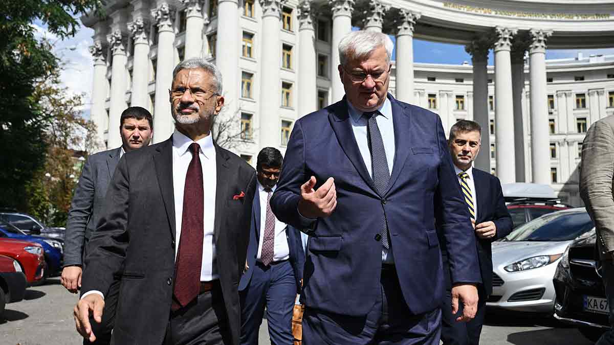 Ukraine-Russia peace talks: How US envoys and a 28-point plan failed to ...
