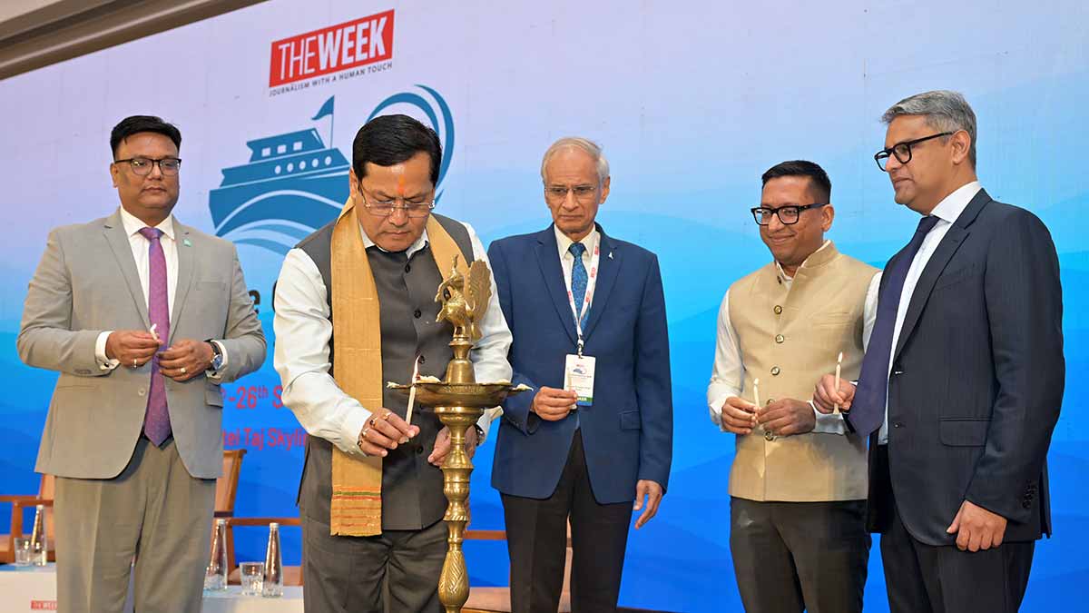 Ready to set sail: Union Minister of Ports, Shipping and Waterways Sarbananda Sonowal inaugurating THE WEEK Maritime Conclave 2026 in Ahmedabad along with (from left) Vivek Sharma, head of business development & regulatory affairs (South Asia) at A.P. Moller–Maersk, former Navy chief Admiral Karambir Singh (retd), Deendayal Port Authority deputy chairperson Nilabhra Dasgupta and THE WEEK Chief Associate Editor and Director Riyad Mathew | Amey Mansabdar