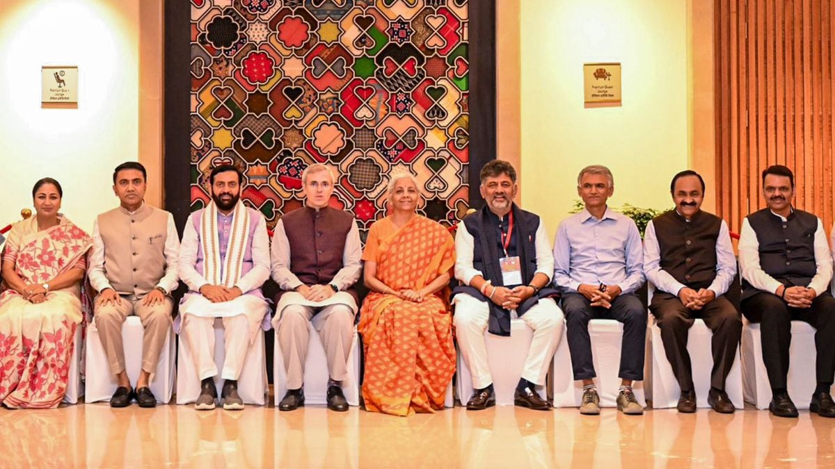 Union Minister for Finance Nirmala Sitharaman in a group picture with Chief Ministers, Dy Chief Ministers, in Finance Ministers of States and senior officials during the GST Council Meeting | PTI