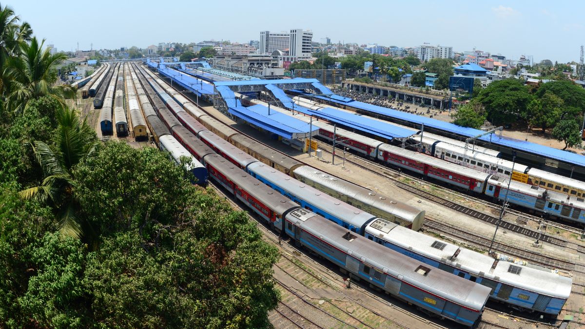 Trains stationed at Thiruvanathapuram | Rinkuraj Mattancheriyil