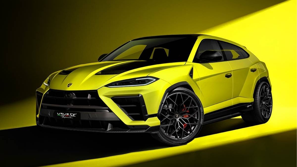 Lamborghini recently unveiled the Urus SE Performante
