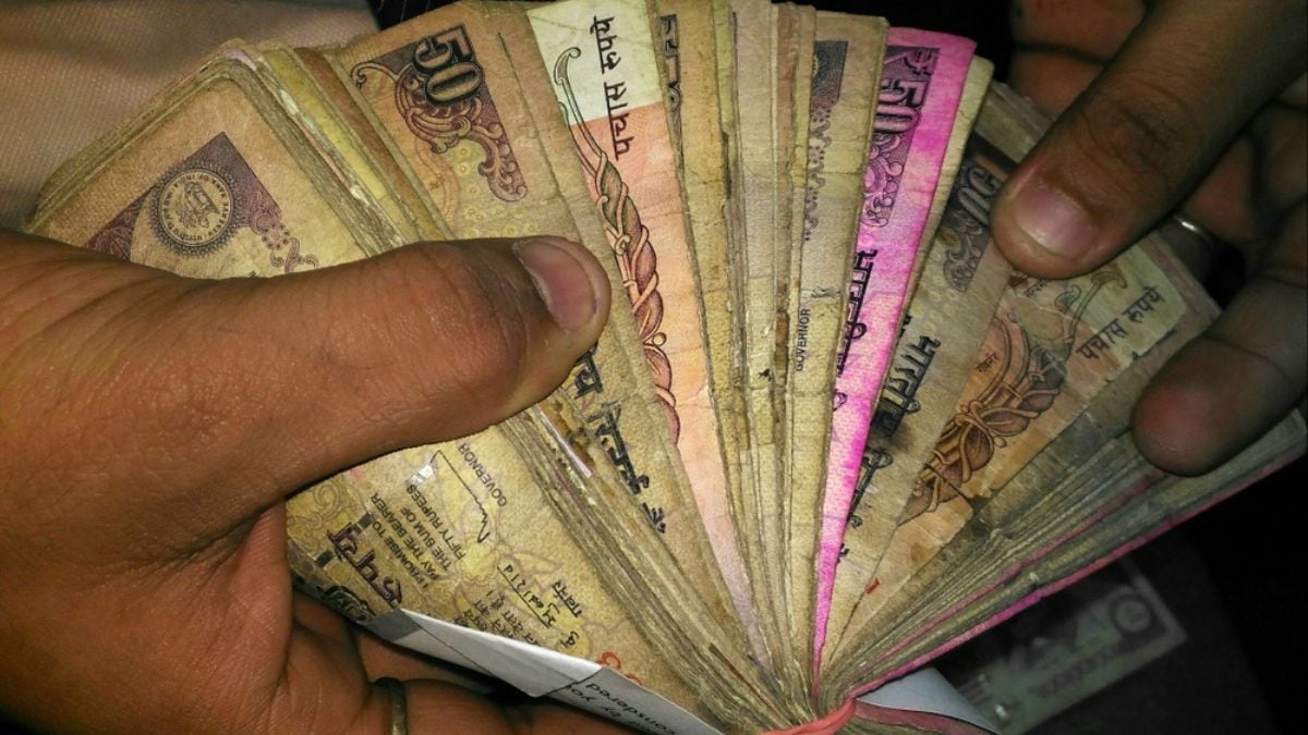 Representative image: Old and soiled banknotes now not in circulation