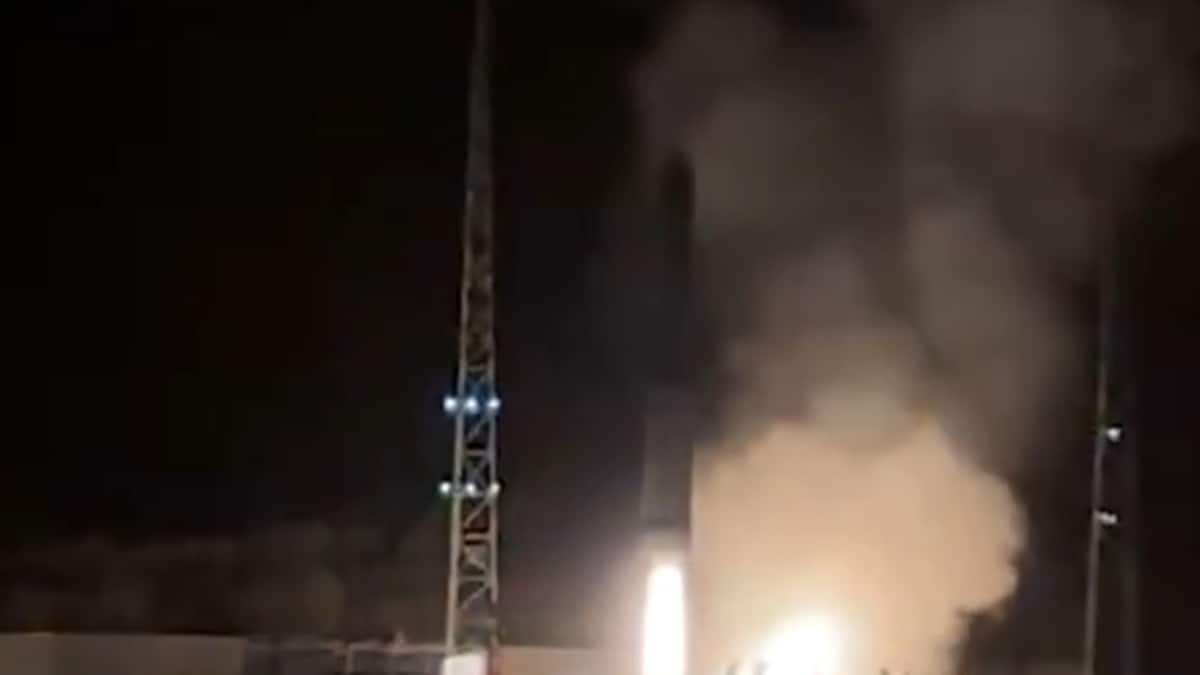 pak-satellite-launch