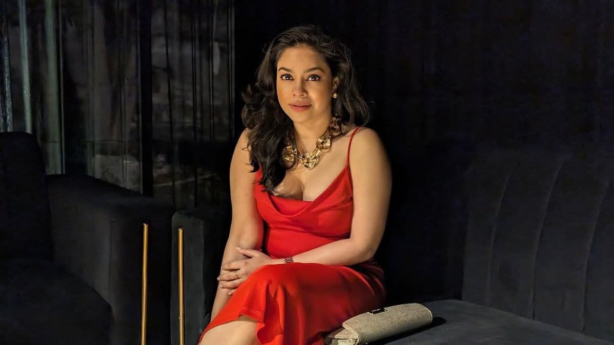 Actor Sumona Chakravarti | Instagram  
