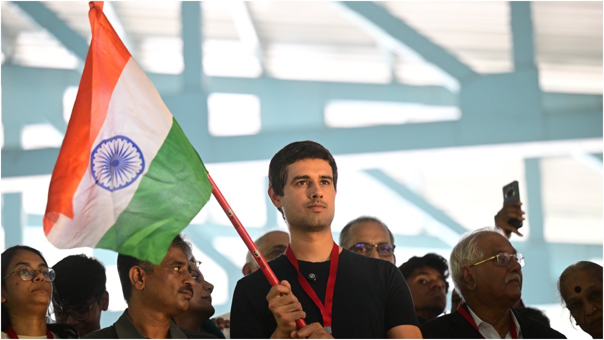 Dhruv Rathee at the ‘people’s tribunal’ protest demanding the resignation of Chief Election Commissioner Gyanesh Kumar at Freedom Park, Bengaluru, on October 8 | Bhanu Prakash Chandra