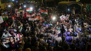 150 protesters detained amid Delhi Police crackdown at CJP's Tiranga march; Neha Bora taken to 'unknown location'