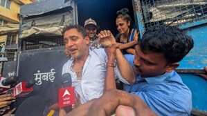 Actor Imran Khan moves Bombay HC, seeks stay on order to leave India by Oct 28 over anti-CEC protest