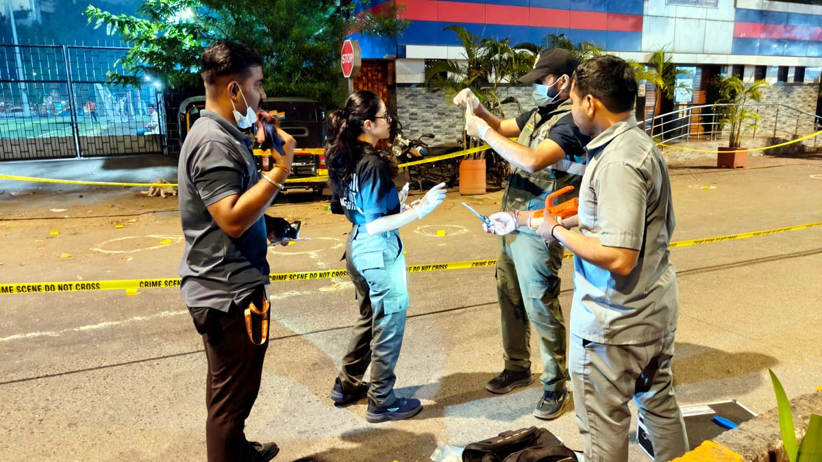 Forensic officials conduct investigation at the crime scene where gunmen opened fire at Bollywood actor Tiger Shroff, near Pushpa Park under Juhu police station, in Mumbai | PTI