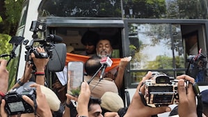 ‘Stopped before we could reach Jantar Mantar’: AISA president Neha Bora, Yogendra Yadav detained during protest against CEC