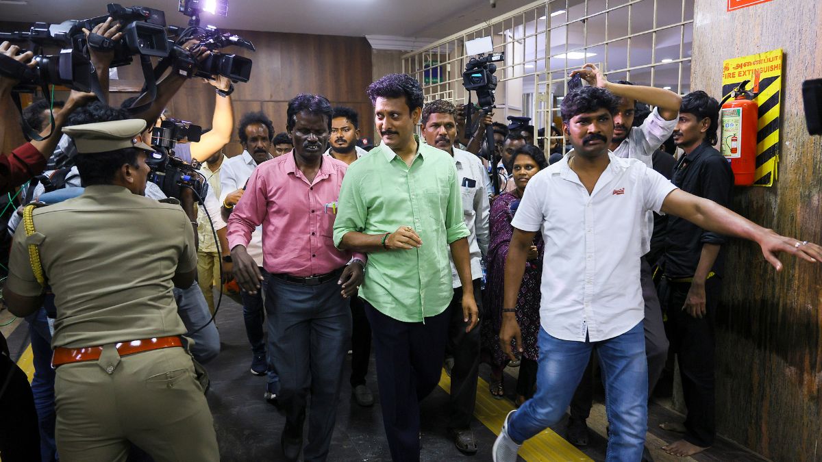 DMK leader Anbil Mahesh Poyyamozhi being escorted to a hospital for medical examination after being taken into judicial custody following his arrest by the Central Crime Branch in an alleged corruption case, in Chennai, Tamil Nadu | PTI