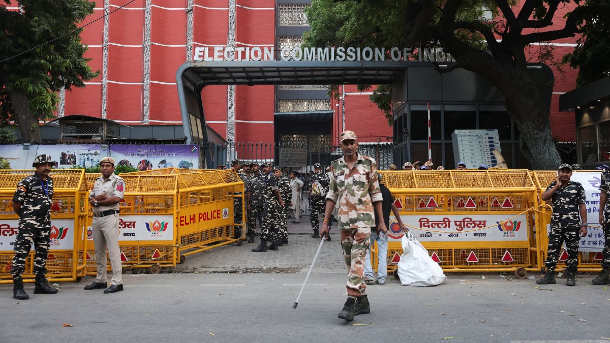 Security personnel stand guard outside the headquarters of the Election Commission of India, ahead of a protest planned by the Cockroach Janta Party (CJP) | Reuters