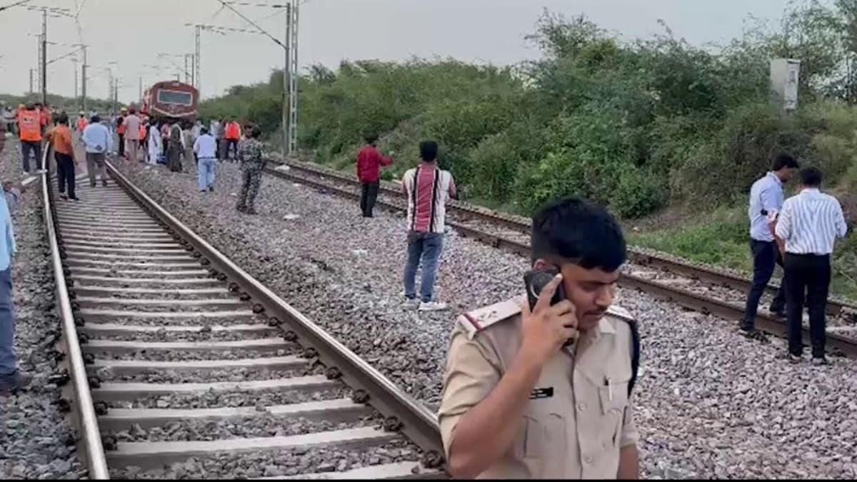 Visuals from the site of the tragedy near the Hetampur Railway Station in Madhya Pradesh's Morena | X/@ians_india