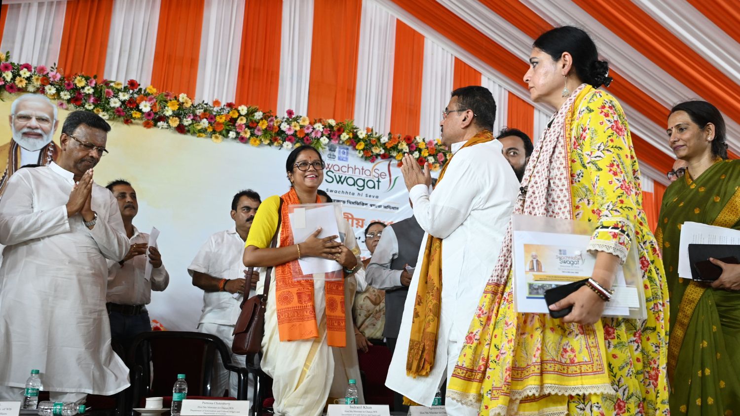West Bengal CM Suvendu Adhikari and former KMC mayor Firhad Hakim | Salil Bera