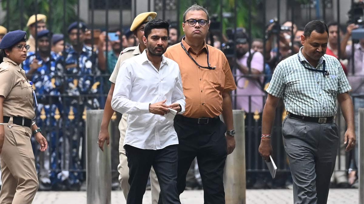 TMC MP Abhishek Banerjee arriving at CID office | Salil Bera