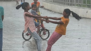 Monsoon rains finally reach Mumbai: IMD issues alerts for both heatwaves and thunderstorms