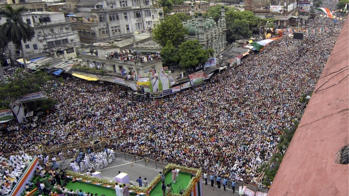 File photo: The July 21 Shahid Diwas rally in 2010 when Mamata Banerjee was part of the Union Cabinet | Salil Bera