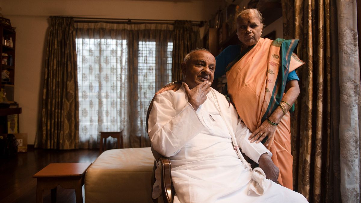 Chennamma Gowda with H.D. Deve Gowda | Bhanu Prakash Chandra