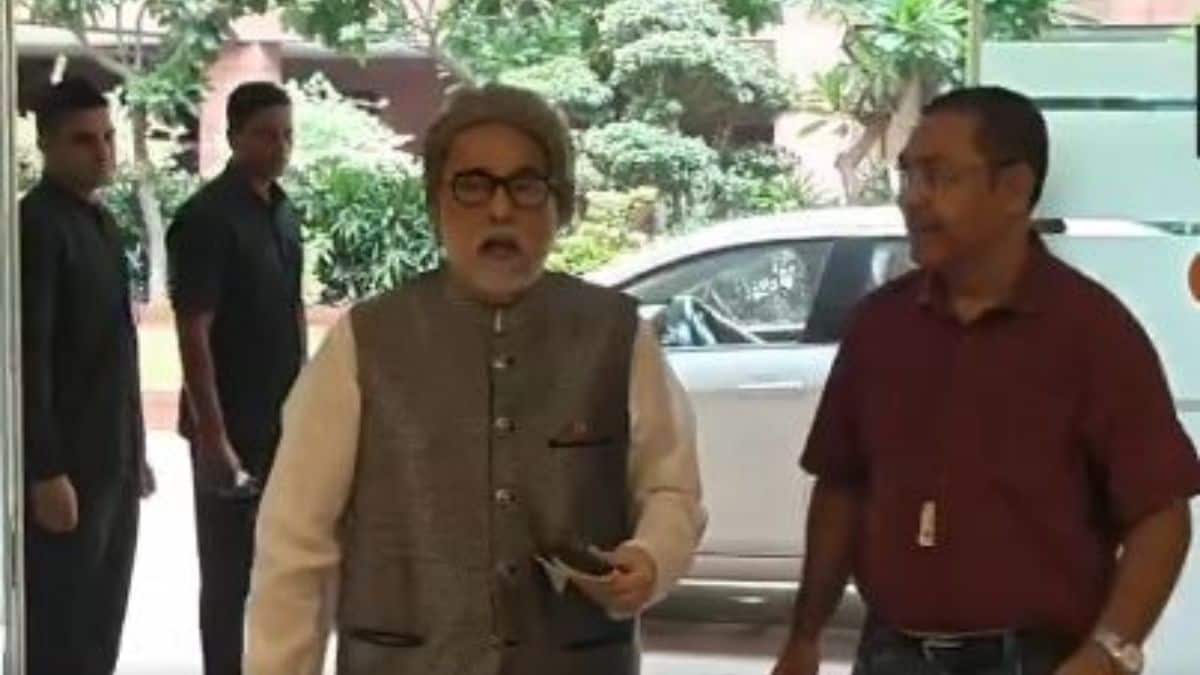 Rebel MP  Sudip Bandyopadhyay arriving to attend the all-party meeting held in Delhi | X 