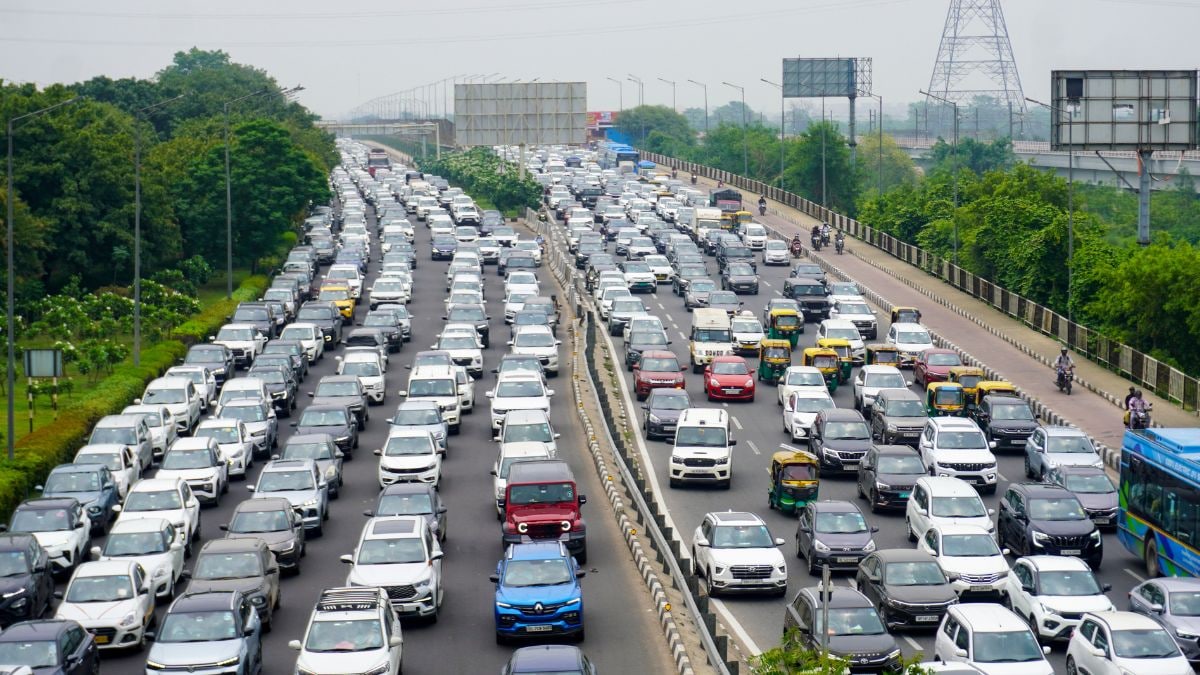 Vehicles caught in a traffic jam on the Ring Road as a protest march towards Parliament causes congestion, in New Delhi | PTI