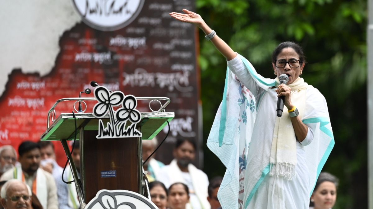 Mamata Banerjee speaks at the Martyrs' Day rally in Kolkata | Salil Bera