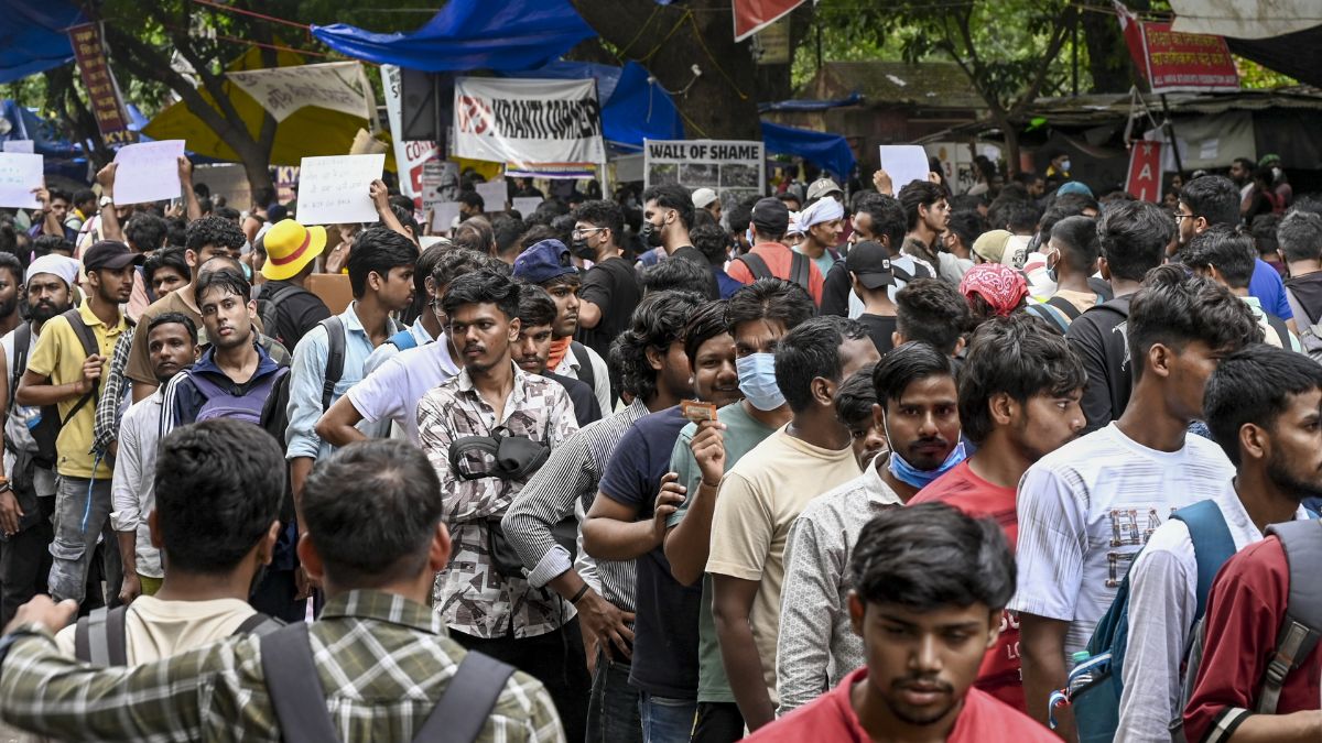 cjp-protest-college-students - 1