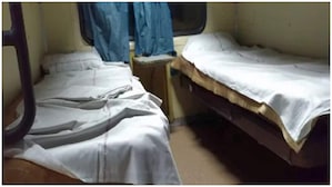 How often are pillows and bedsheets on trains washed? Railway Minister explains how to use the two blankets