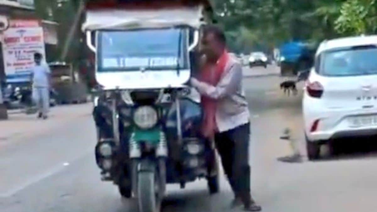 e-rickshaw-app-shut-down - 1