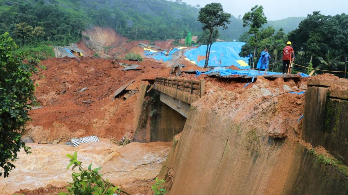 Rescue operations taking place after a landslide at the under-construction Anakkampoyil-Kalladi-Meppadi tunnel road project site in Wayanad on July 7, 2026 | AP