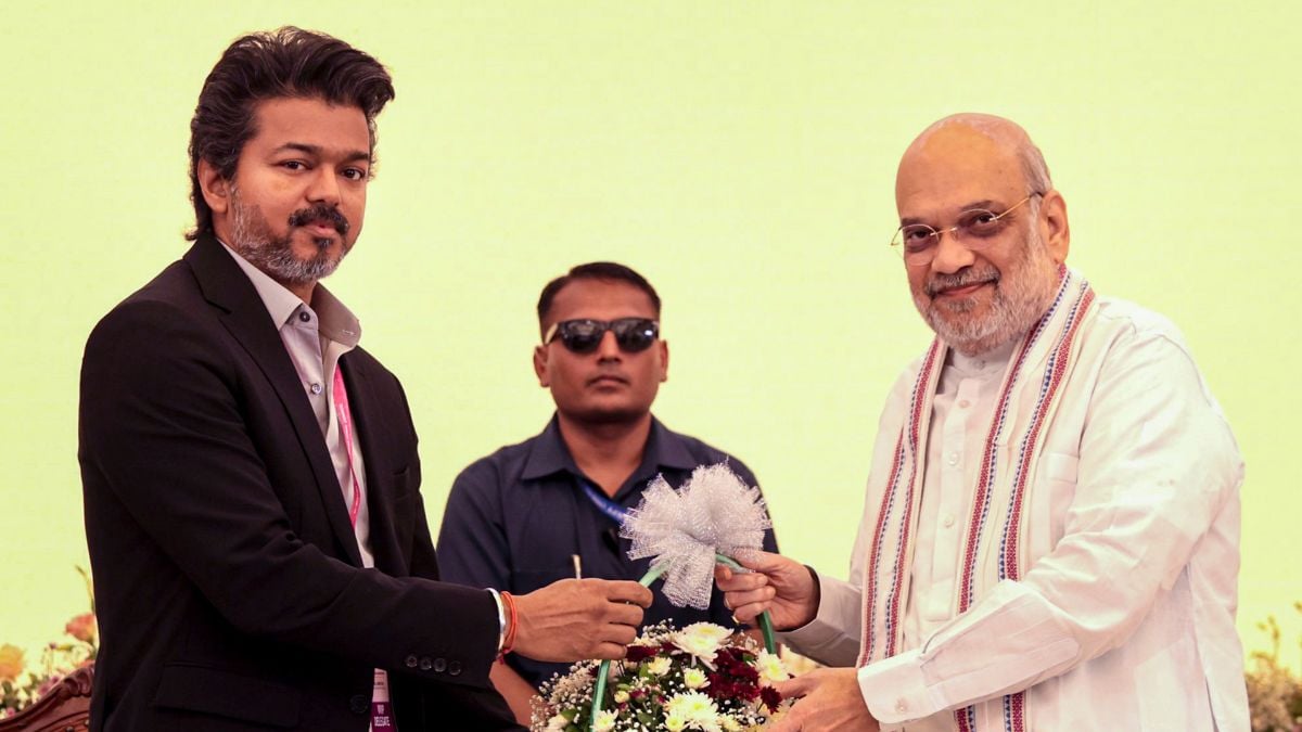 Tamil Nadu Chief Minister Joseph Vijay greets Union Home Minister Amit Shah during the 31st Meeting of the Southern Zonal Council (SZC) at Mahabalipuram, in Chengalpattu district | PTI
