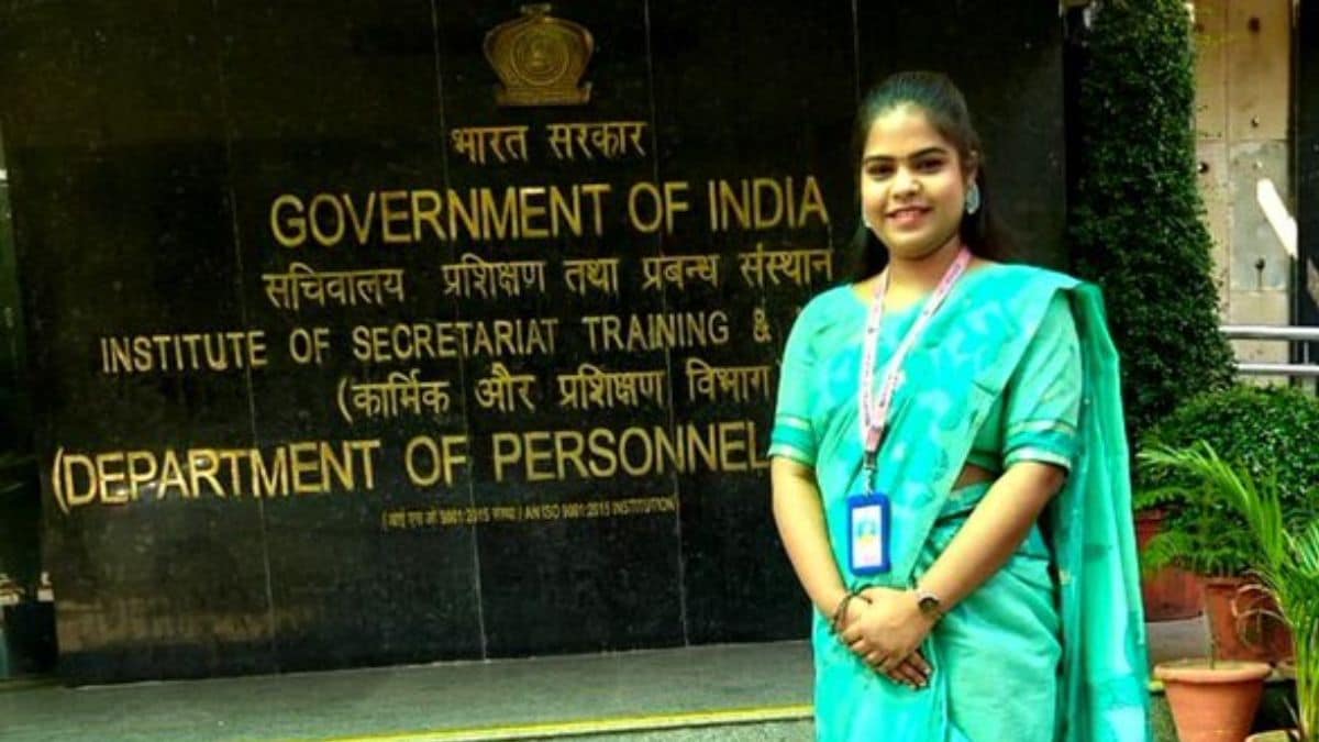 defence-ministry-officer-dead-pregnant-delhi-harassment - 1