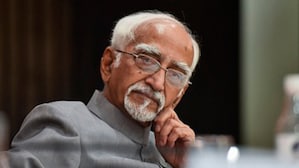 ‘Conspiracy to disturb India’s atmosphere’: Imam Umer Ahmed Ilyasi condemns Hamid Ansari's 'Hindu extremism' remark