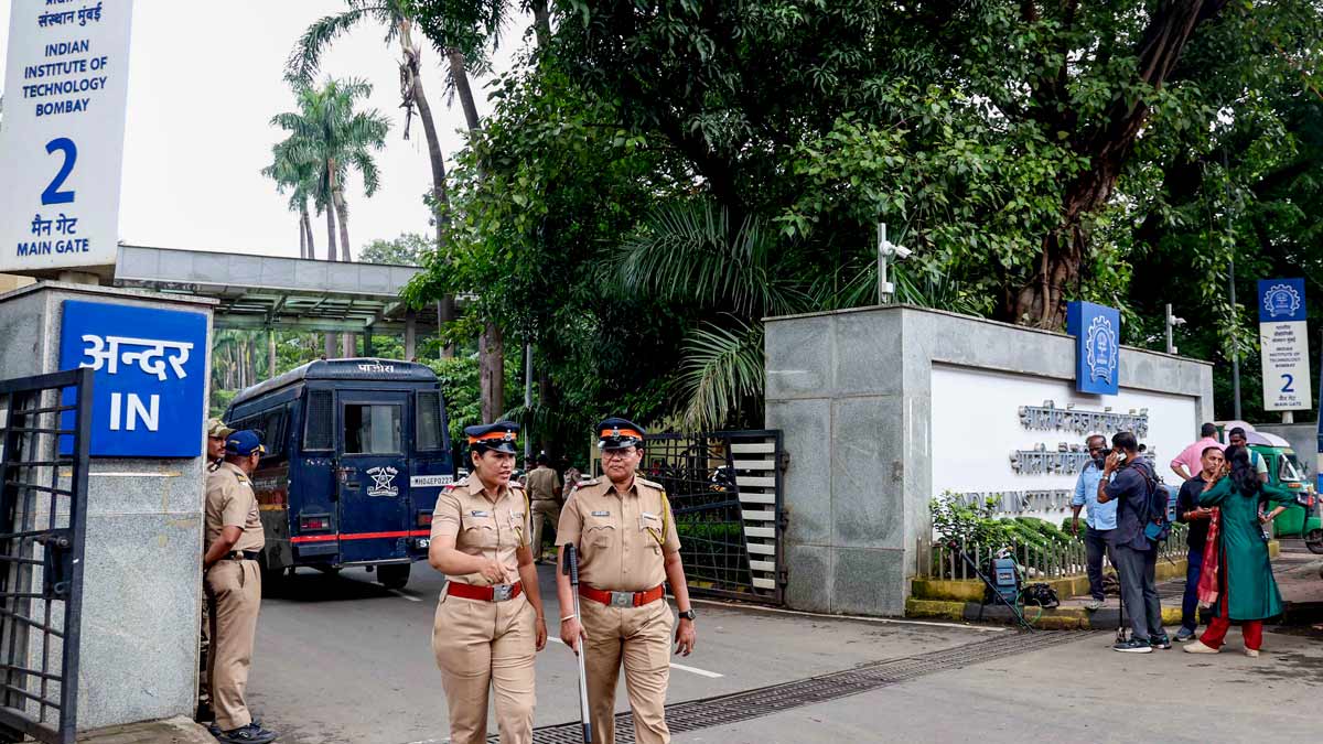 Police personnel stand guard at the entrance of IIT Bombay's Powai campus | PTI