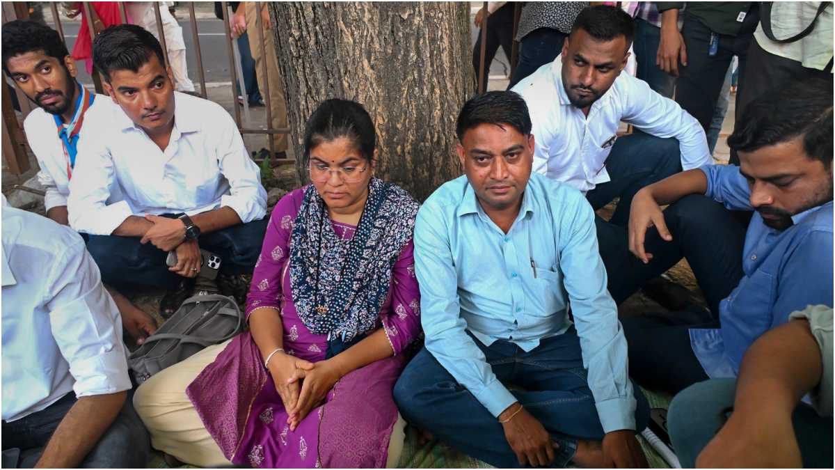 hunger-strike-iit-bombay