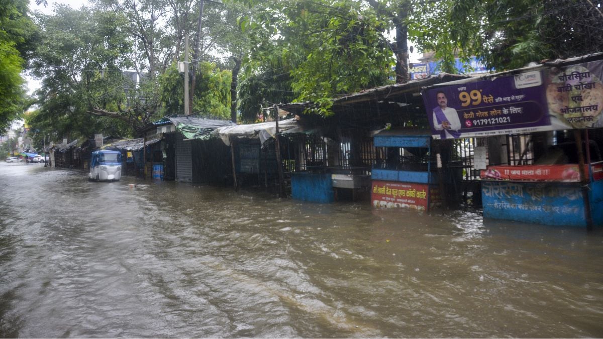 UP-lucknow-water-logging - 1