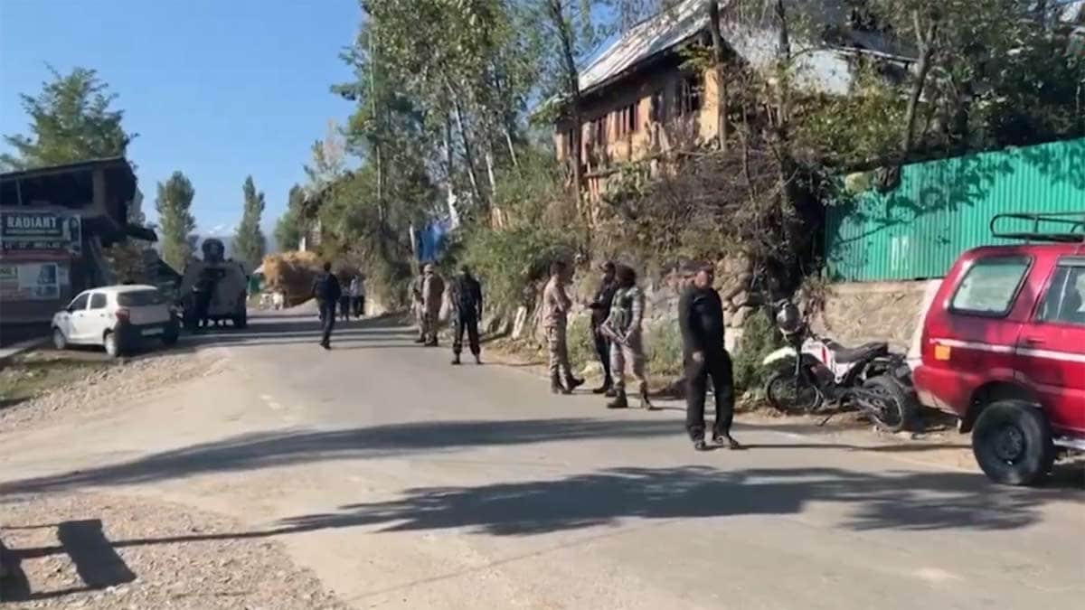 budgam-encounter-hashim-moosa