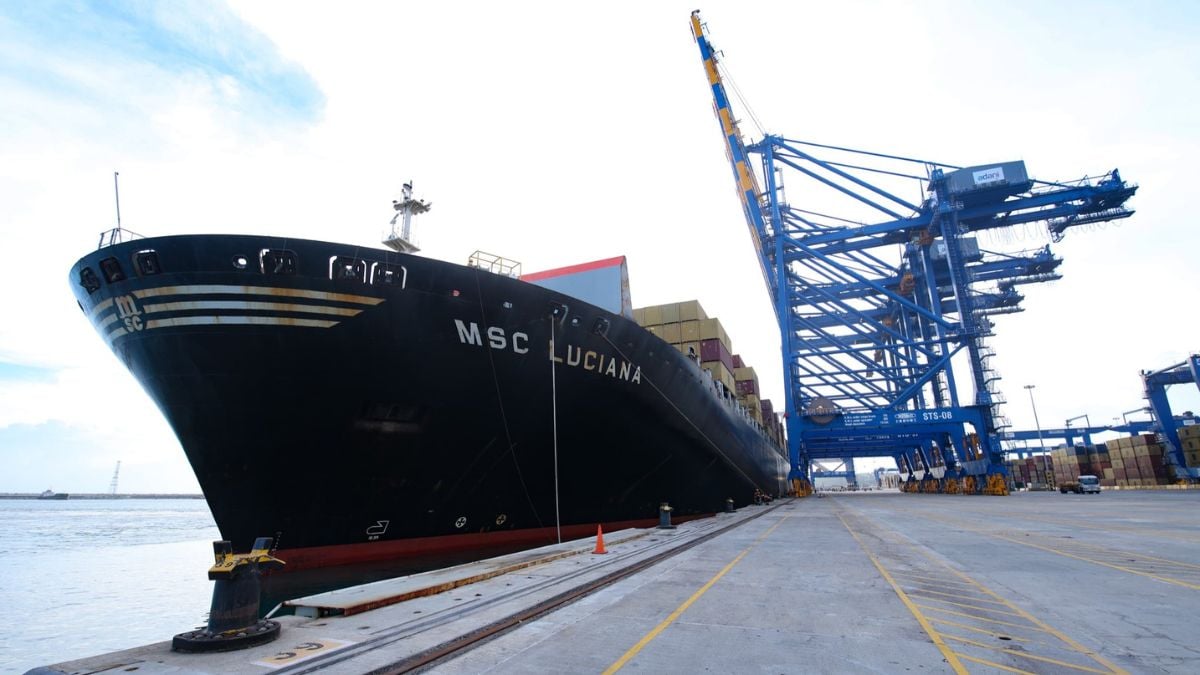 MSC Luciana docks at Vizhinjam International Seaport in Thiruvananthapuram | VISL
